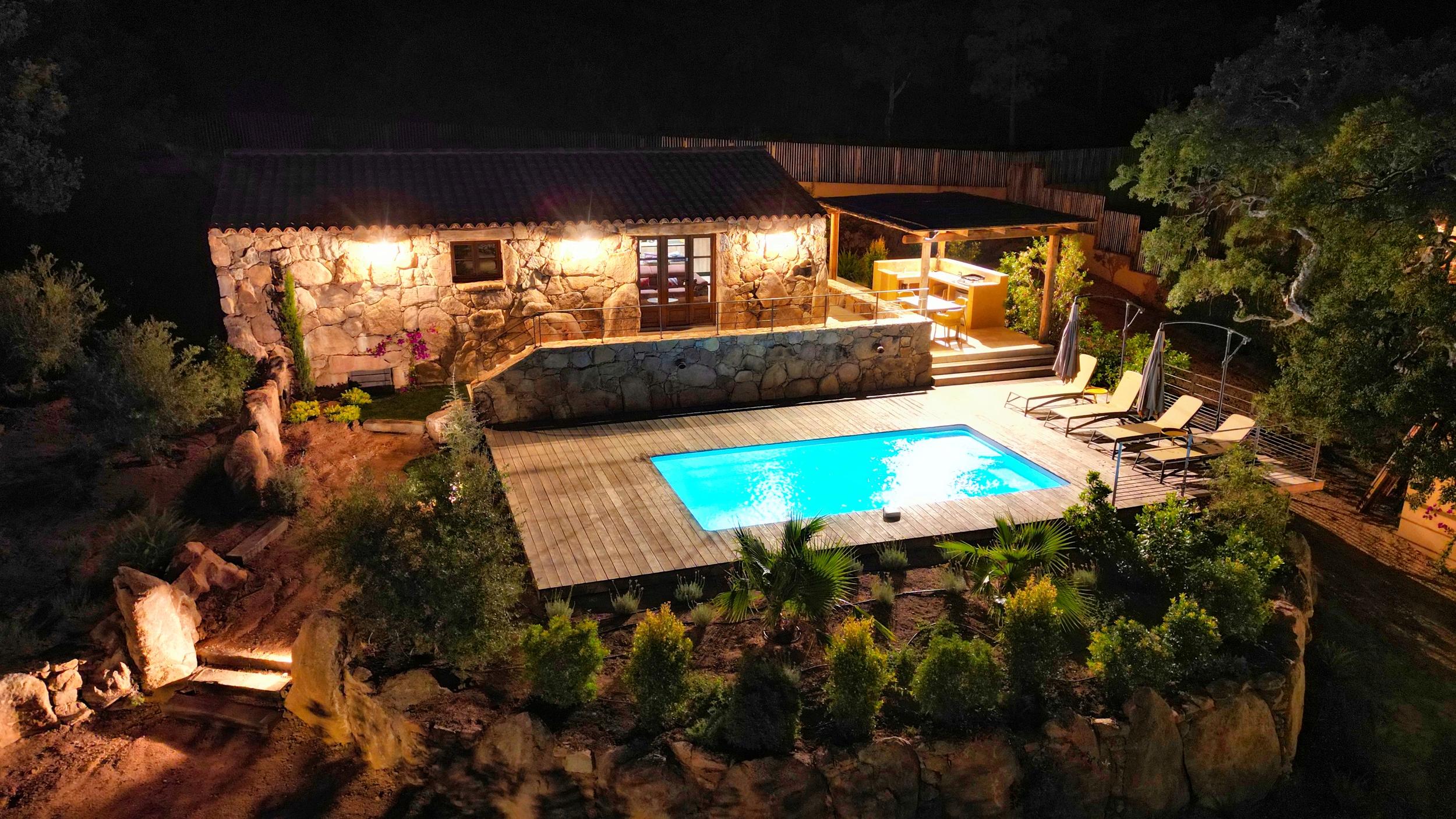 Bergerie avec piscine à la résidence Vista Blu